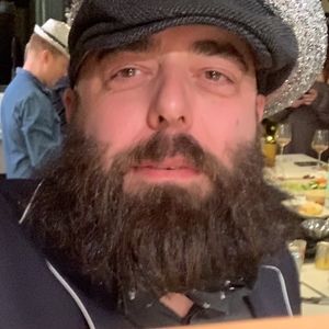 Meet your Posher, Posh